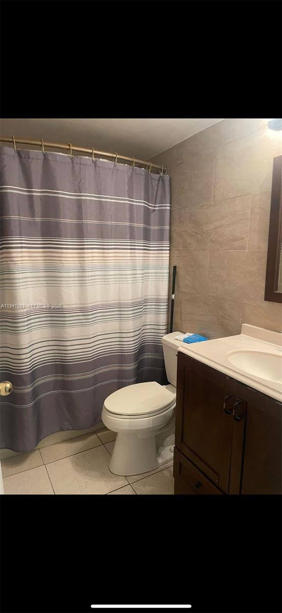 Apartment for rent at 3680 N 56th Ave #823, Hollywood, FL 33021
