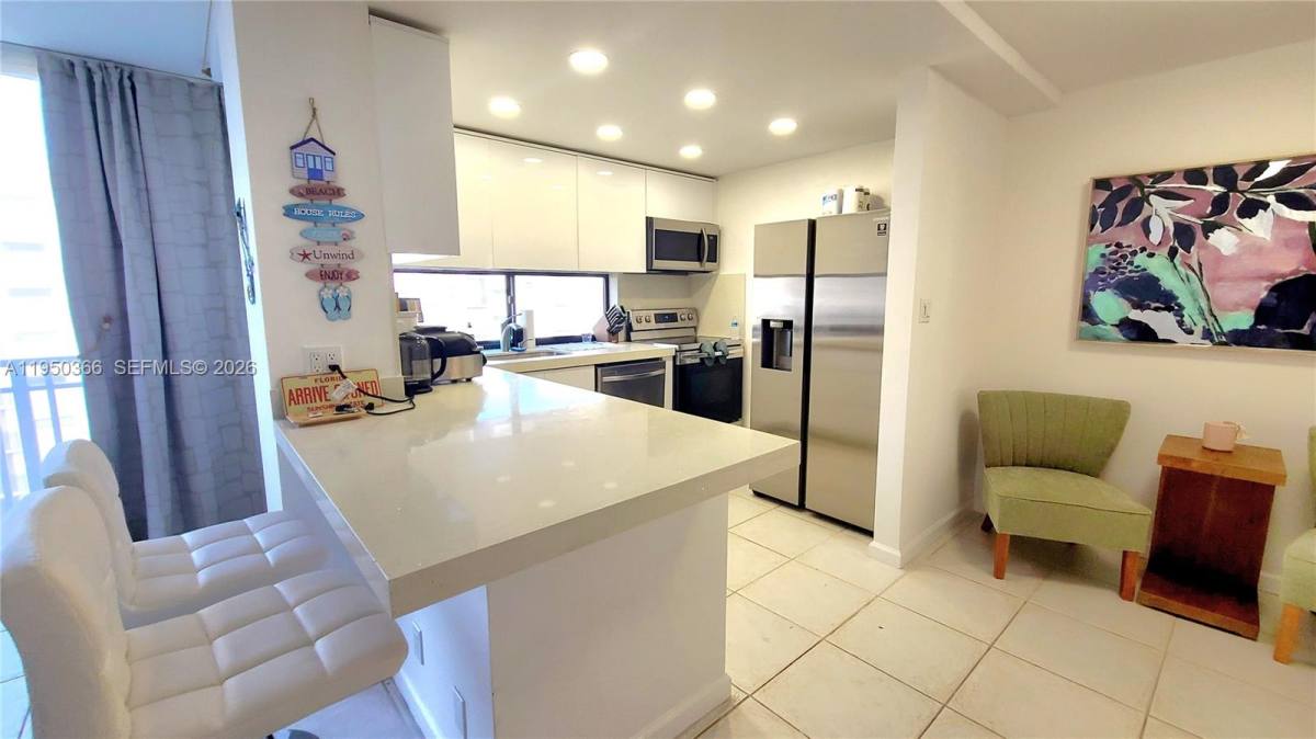 Condo for rent at 16909 N Bay Rd #806, North Miami Beach, FL 33160
