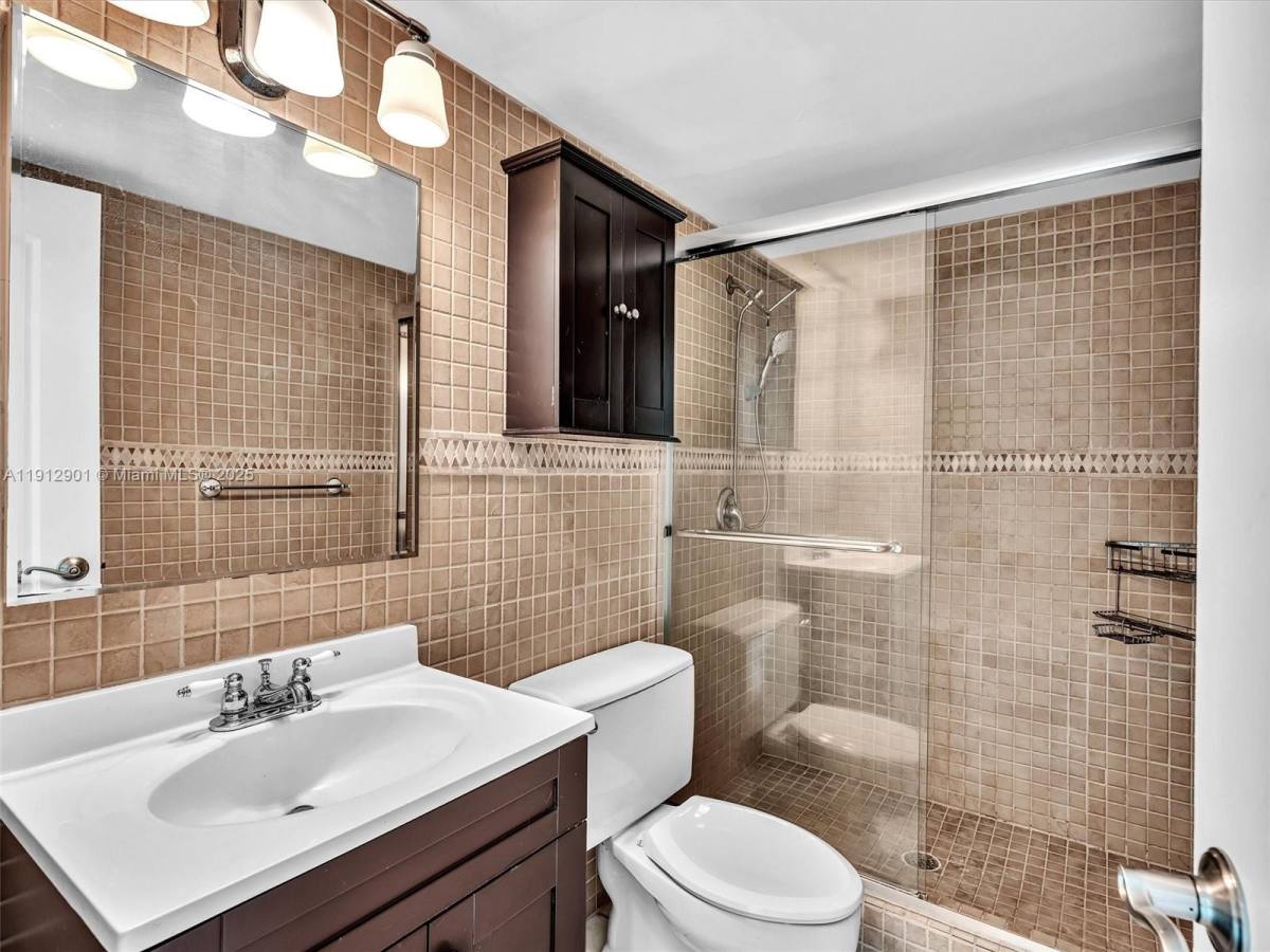 Condo for rent at 2030 S Ocean Dr #2024, Hallandale, FL 33009