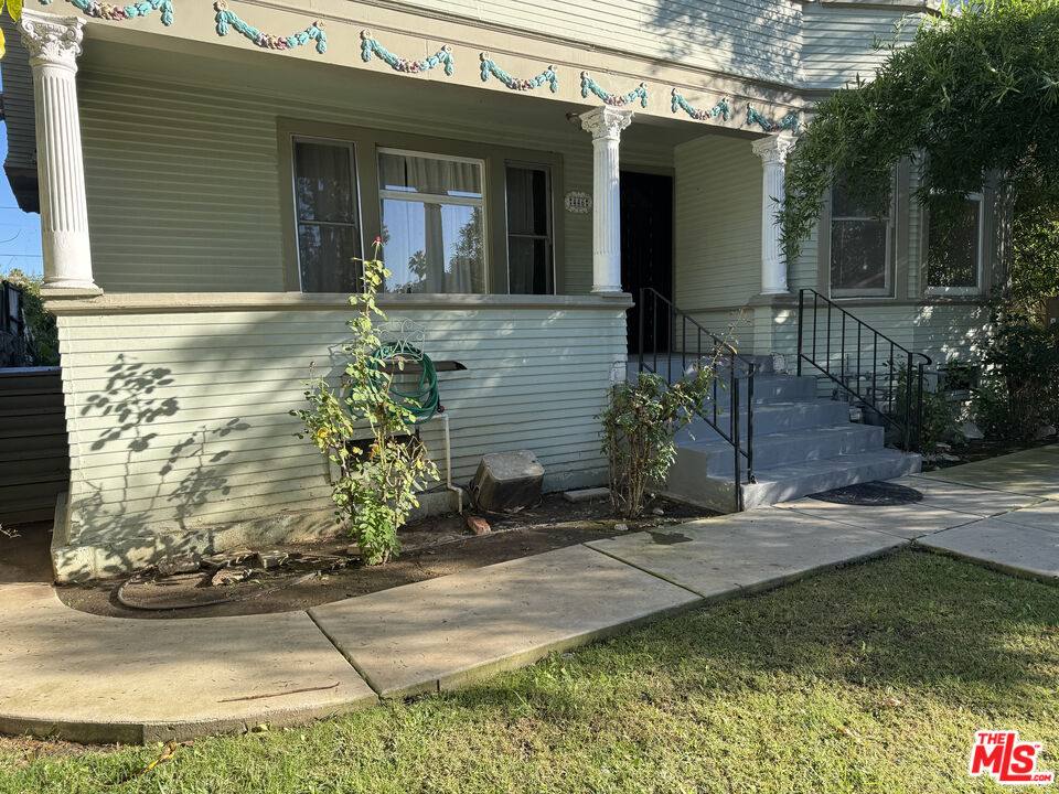Apartment for rent at 446 S St Louis #446, Los Angeles, CA 90033