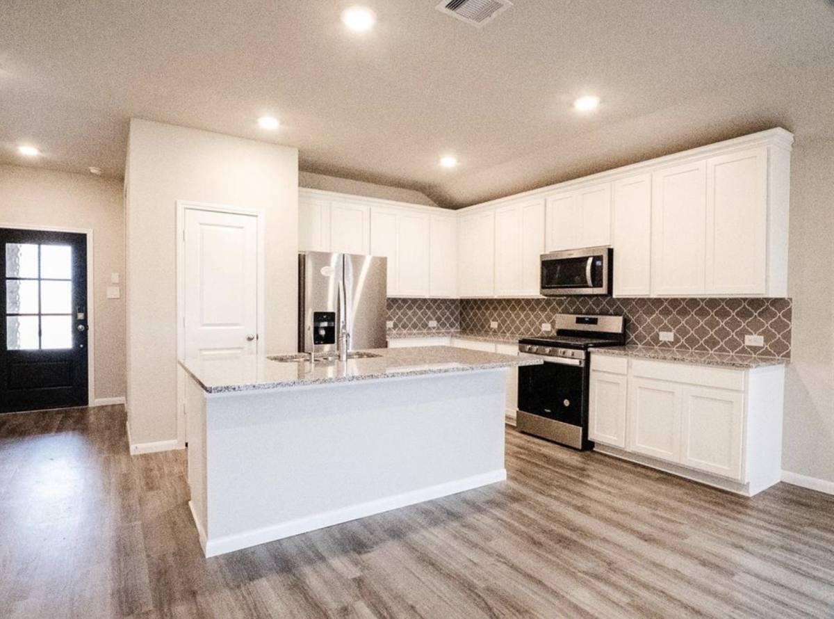 Apartment for rent at 27006 Costa Creek Dr, Katy, TX 77493