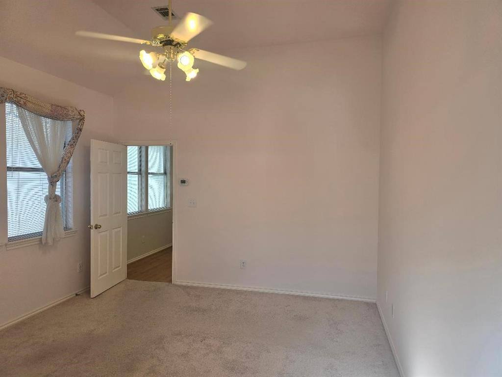 Apartment for rent at 5940 Rosebud Dr, Dallas, TX 75252