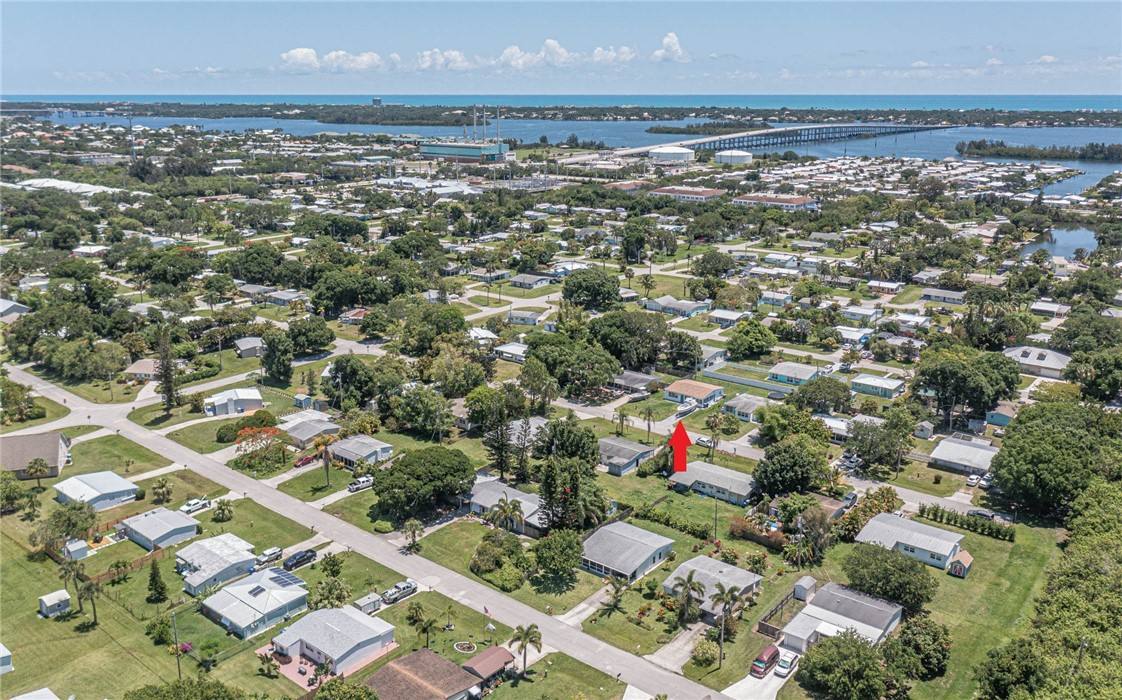 Apartment for rent at 1450 5th Ave, Vero Beach, FL 32960