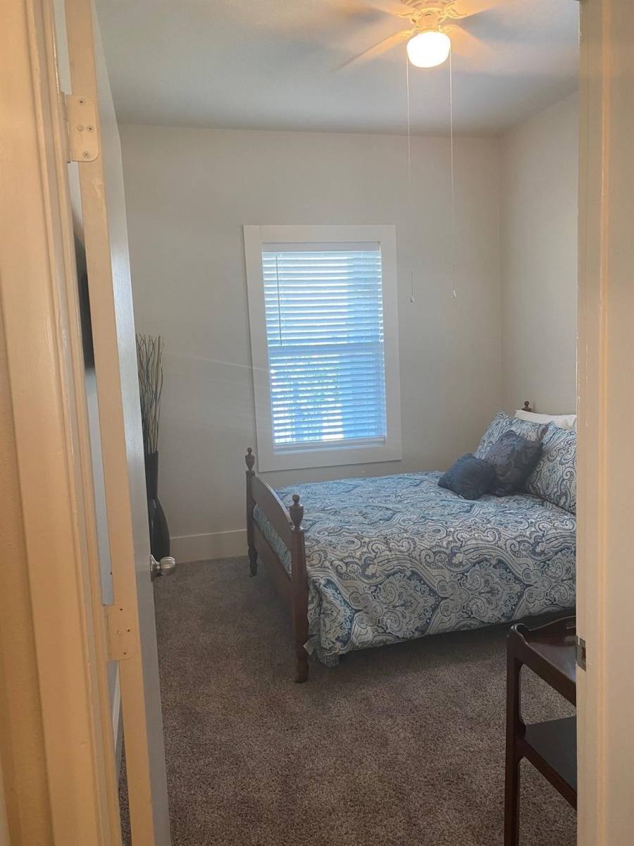 Apartment for rent at 2708 Winbern St, Houston, TX 77004