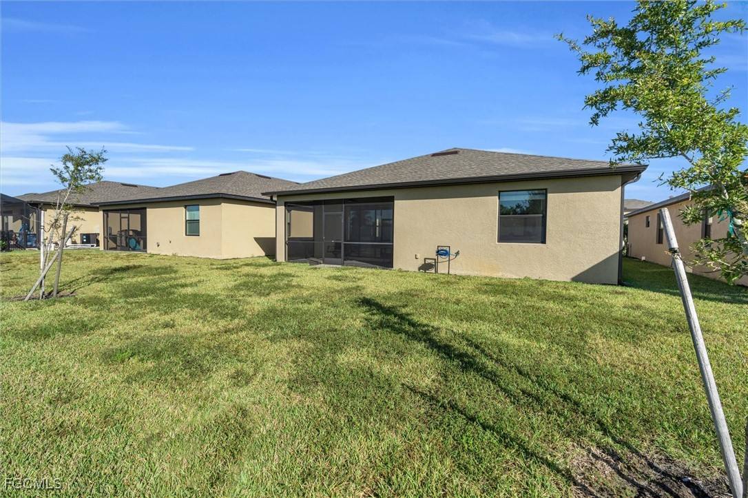 Apartment for rent at 14650 Cantabria Dr, Fort Myers, FL 33905
