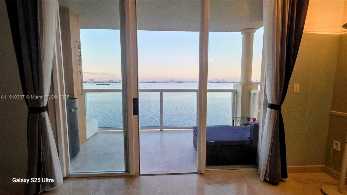 Condo for rent at 1625 John F Kennedy Causeway #16251103B, Miami Beach, FL 33141