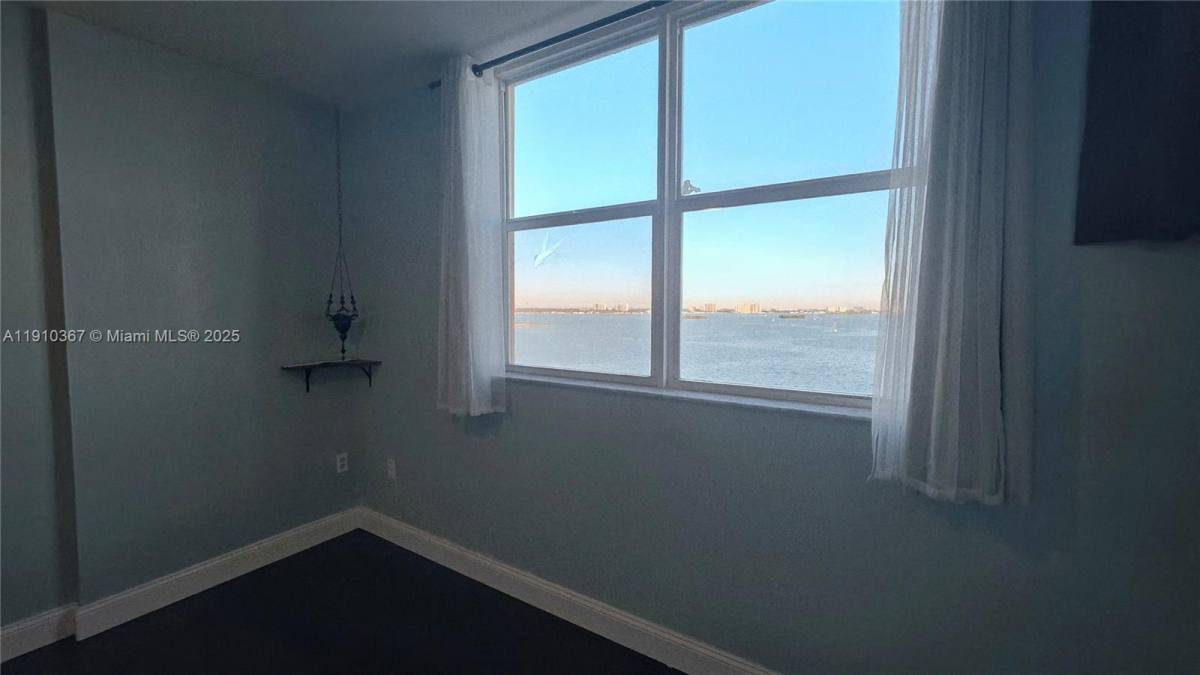 Condo for rent at 1625 John F Kennedy Causeway #16251103B, Miami Beach, FL 33141