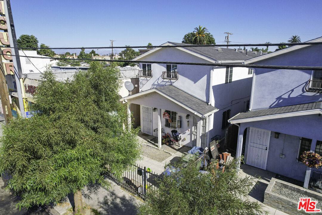 Apartment for rent at 10952 1 2 Wilmington Ave, Los Angeles, CA 90059