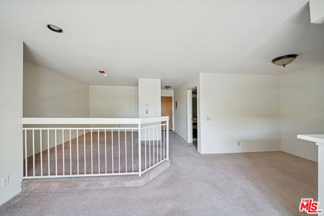 Apartment for rent at 1519 N Martel Ave #211, Los Angeles, CA 90046