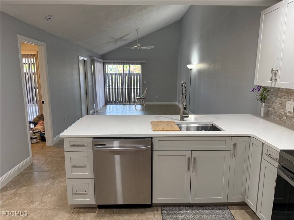 Apartment for rent at 6331 Royal Woods Dr, Fort Myers, FL 33908