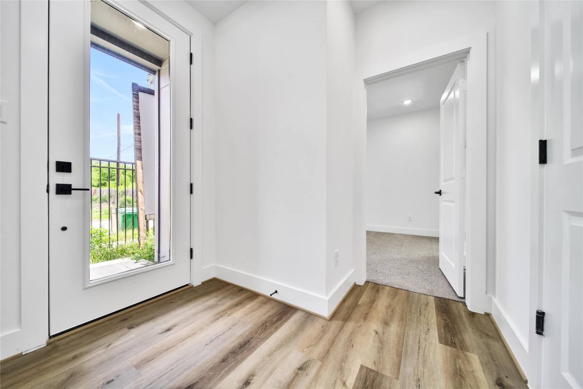 Apartment for rent at 4124 Buck St, Houston, TX 77020