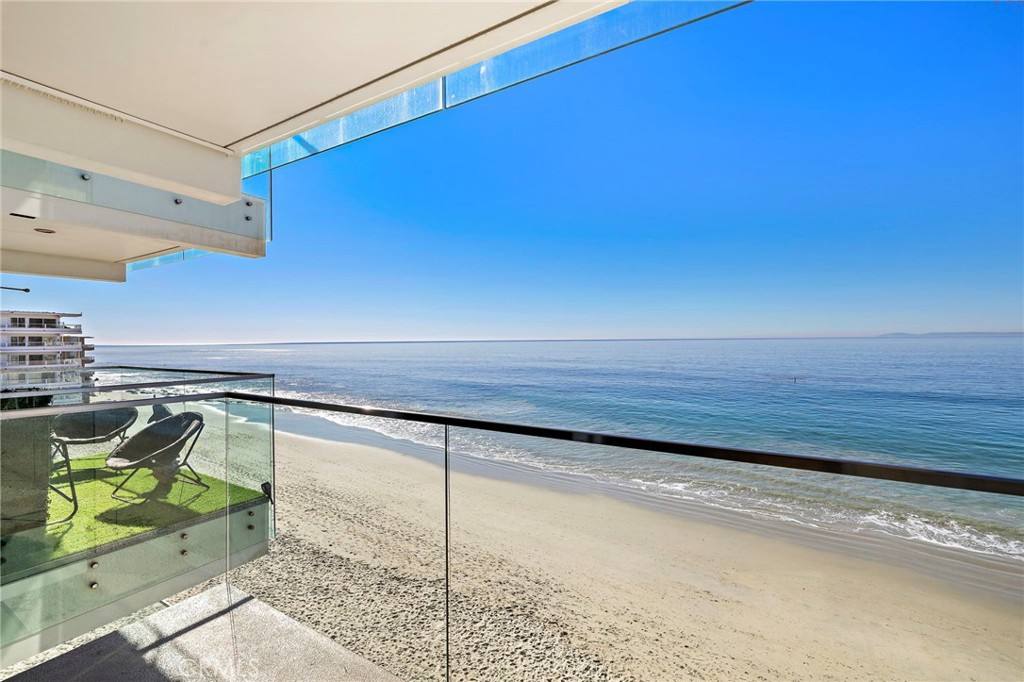Apartment for rent at 609 Sleepy Hollow Lane #15, Laguna Beach, CA 92651