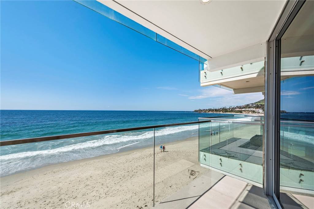 Apartment for rent at 609 Sleepy Hollow Lane #15, Laguna Beach, CA 92651