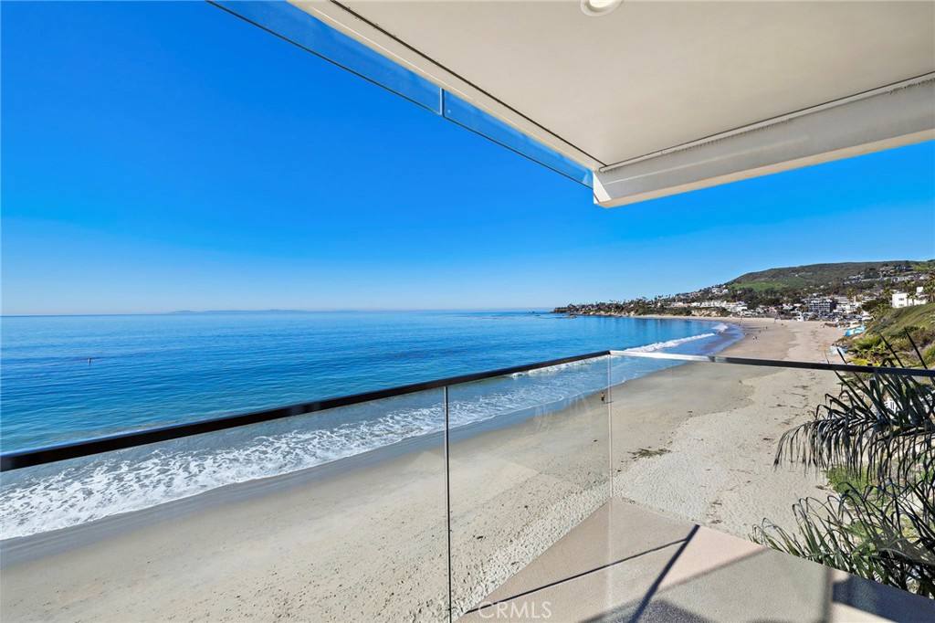 Apartment for rent at 609 Sleepy Hollow Lane #15, Laguna Beach, CA 92651