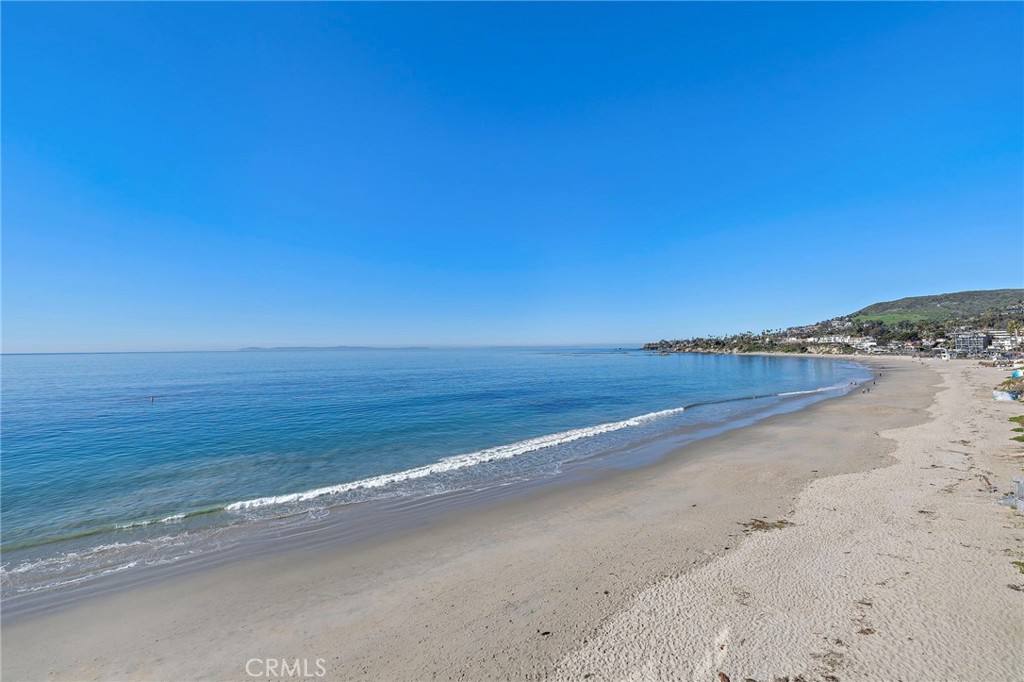 Apartment for rent at 609 Sleepy Hollow Lane #15, Laguna Beach, CA 92651