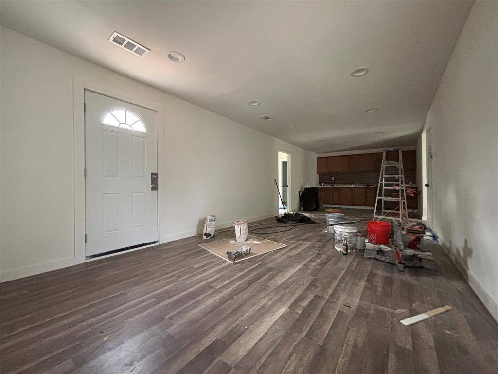 Apartment for rent at 1103 Bell Dr, Greenville, TX 75401