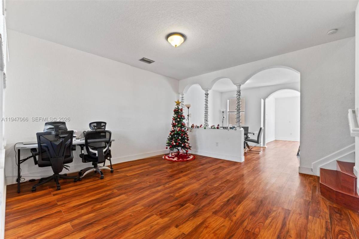 Townhouse for rent at 836 SW 154th Path #836, Miami, FL 33194