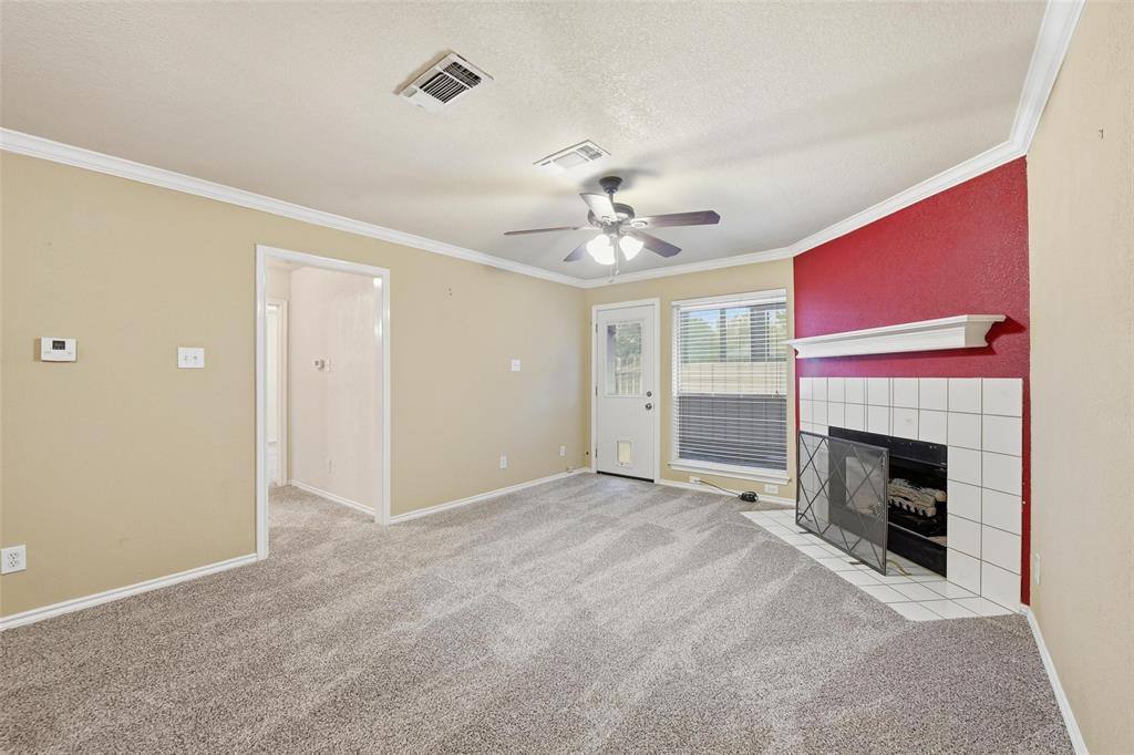 Apartment for rent at 11912 Rhulen Court, Aledo, TX 76008