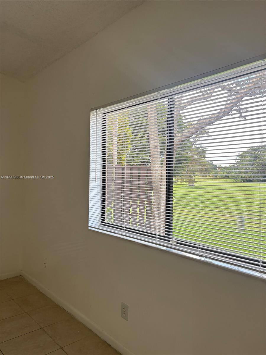 Apartment for rent at 3629 Inverrary Blvd W, Fort Lauderdale, FL 33319