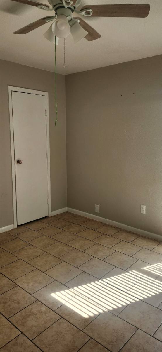 Townhouse for rent at 8918 Bissonnet St #4, Houston, TX 77074