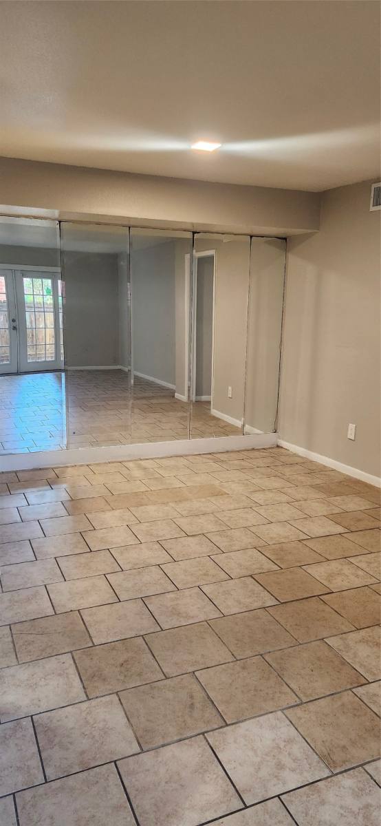 Townhouse for rent at 8918 Bissonnet St #4, Houston, TX 77074