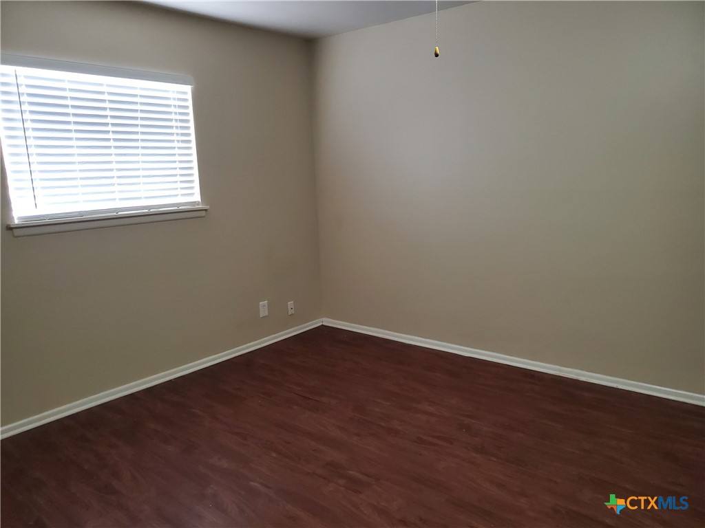 Apartment for rent at 1120 N King St #110, Seguin, TX 78155