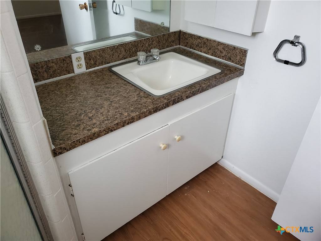 Apartment for rent at 1120 N King St #110, Seguin, TX 78155