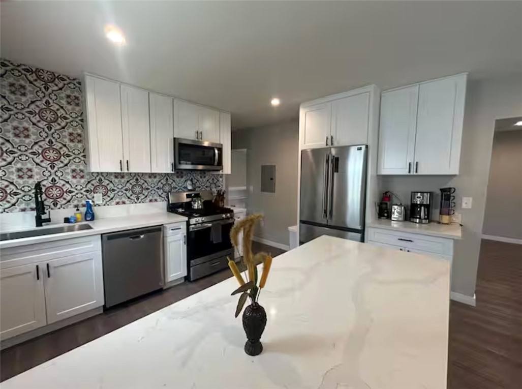 Apartment for rent at 181 N Waverly St #181, Orange, CA 92866