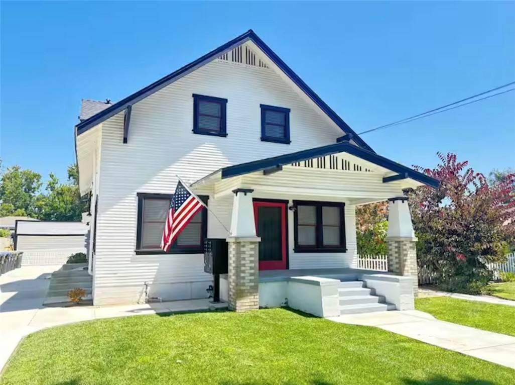 Apartment for rent at 181 N Waverly St #181, Orange, CA 92866