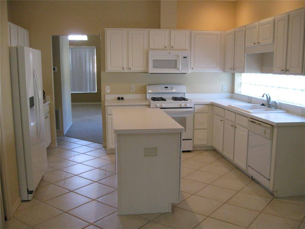 Apartment for rent at 12301 Mosswood Place, Bradenton, FL 34202