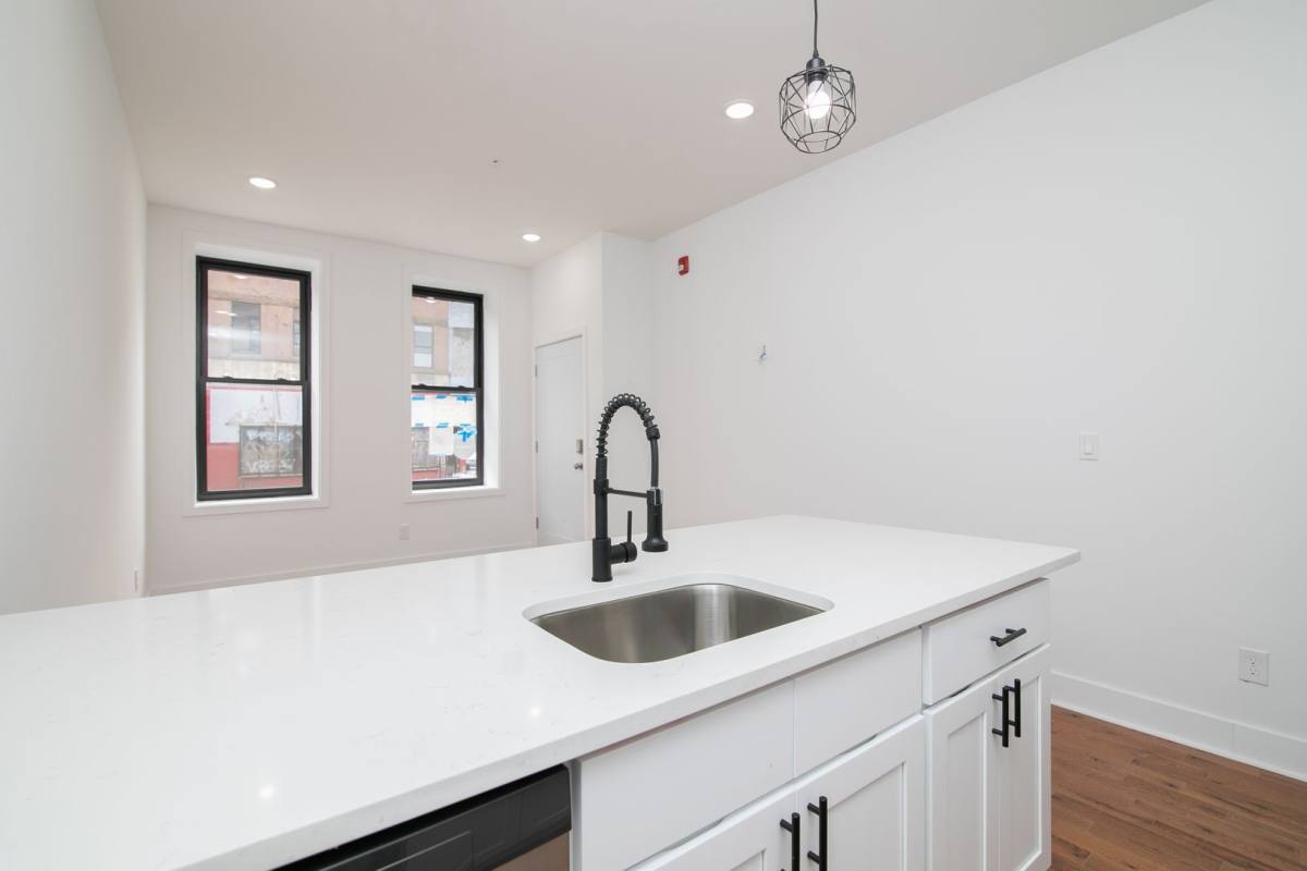 Apartment for rent at 3033 W Diamond St, Philadelphia, PA 19121