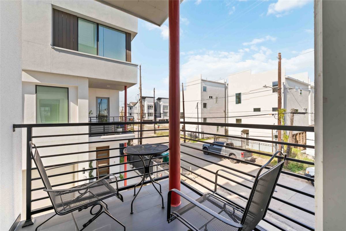 Apartment for rent at 3410 Baer St #3410C, Houston, TX 77020