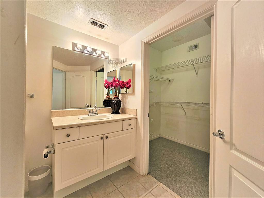 Condo for rent at 5050 Fairways Circle #5050E301, Vero Beach, FL 32967
