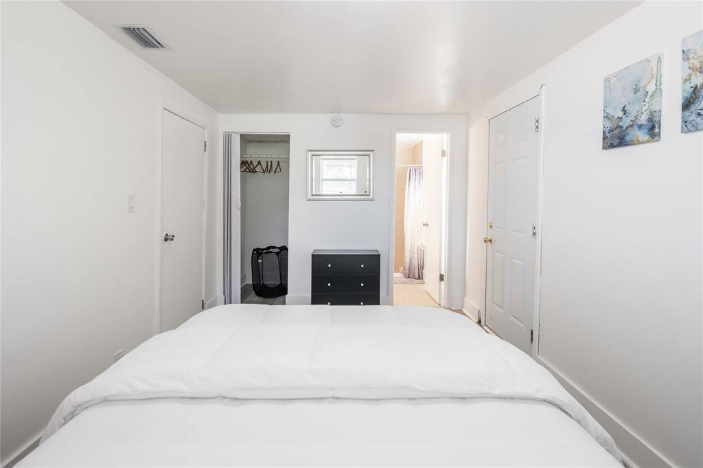 Apartment for rent at 3120 SW 12th Place, Fort Lauderdale, FL 33312