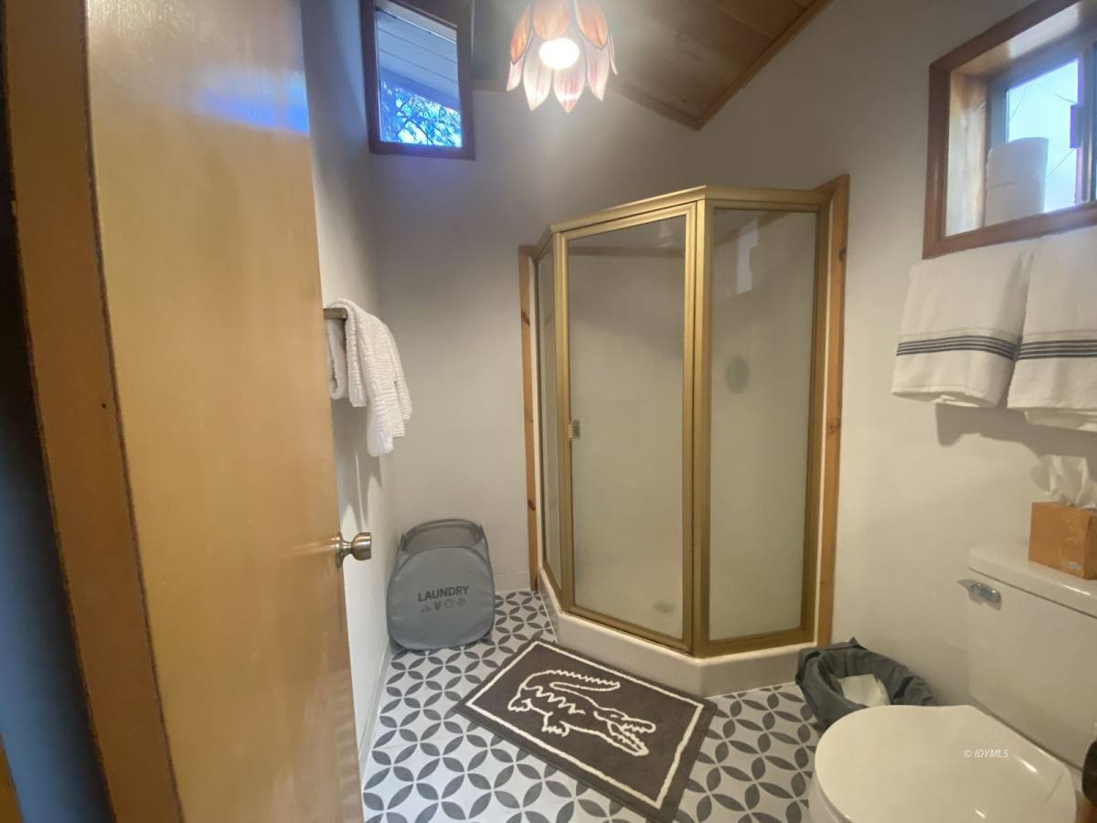 Apartment for rent at 25300 Marion Ridge Dr, Idyllwild, CA 92549