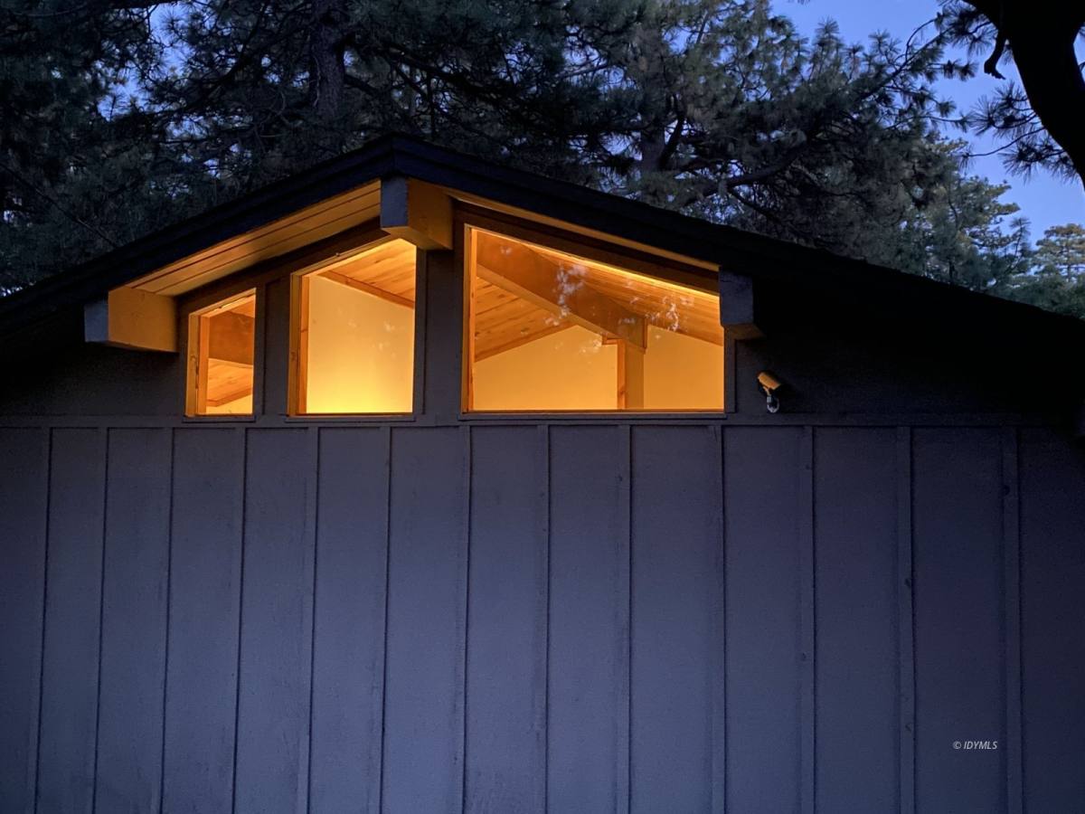 Apartment for rent at 25300 Marion Ridge Dr, Idyllwild, CA 92549