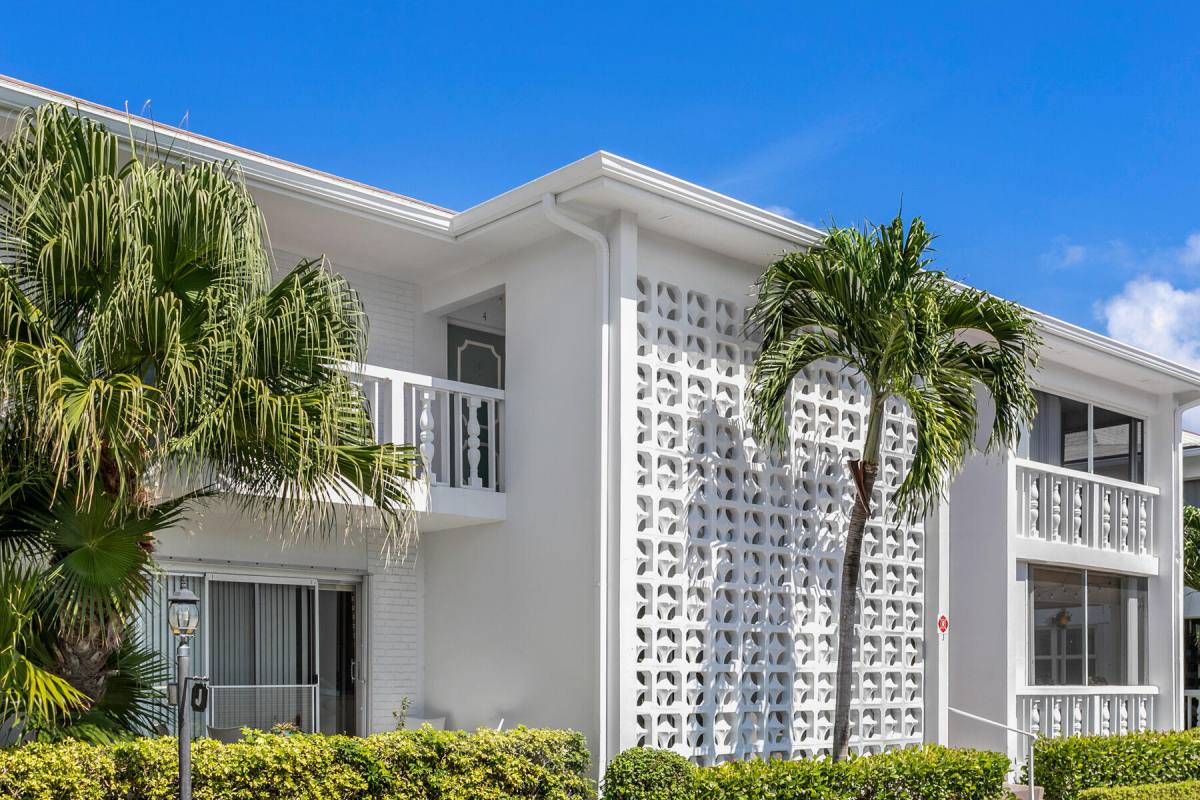 Condo for rent at 4201 S Ocean Blvd #4201J4, Palm Beach, FL 33480
