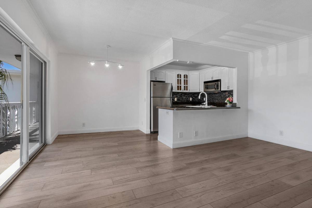 Condo for rent at 4201 S Ocean Blvd #4201J4, Palm Beach, FL 33480