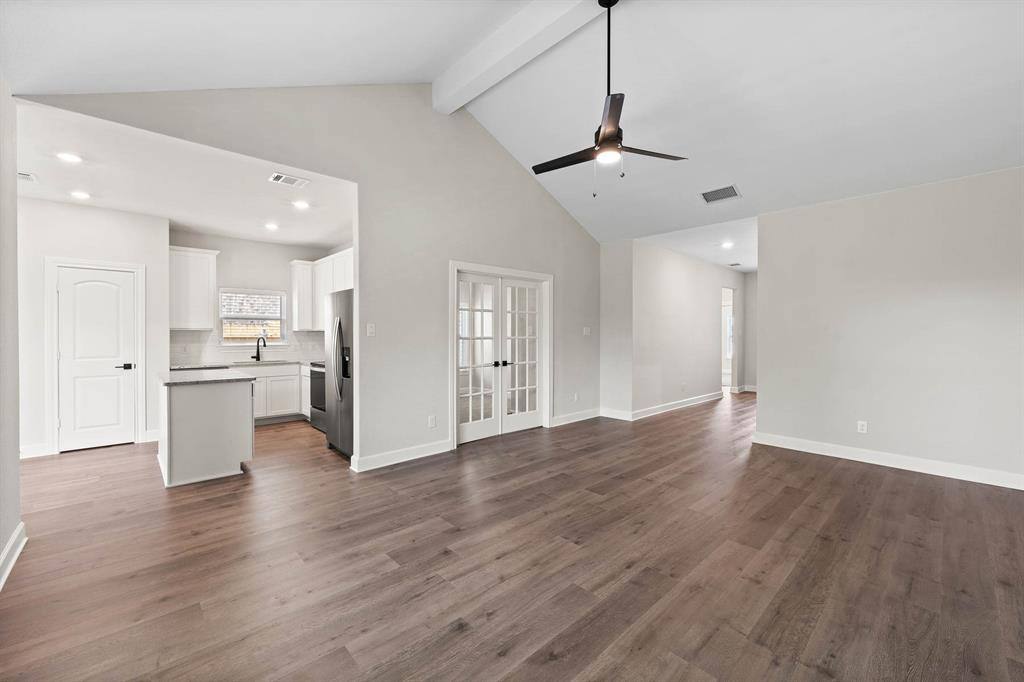Apartment for rent at 1012 Pecan Place, Hutchins, TX 75141