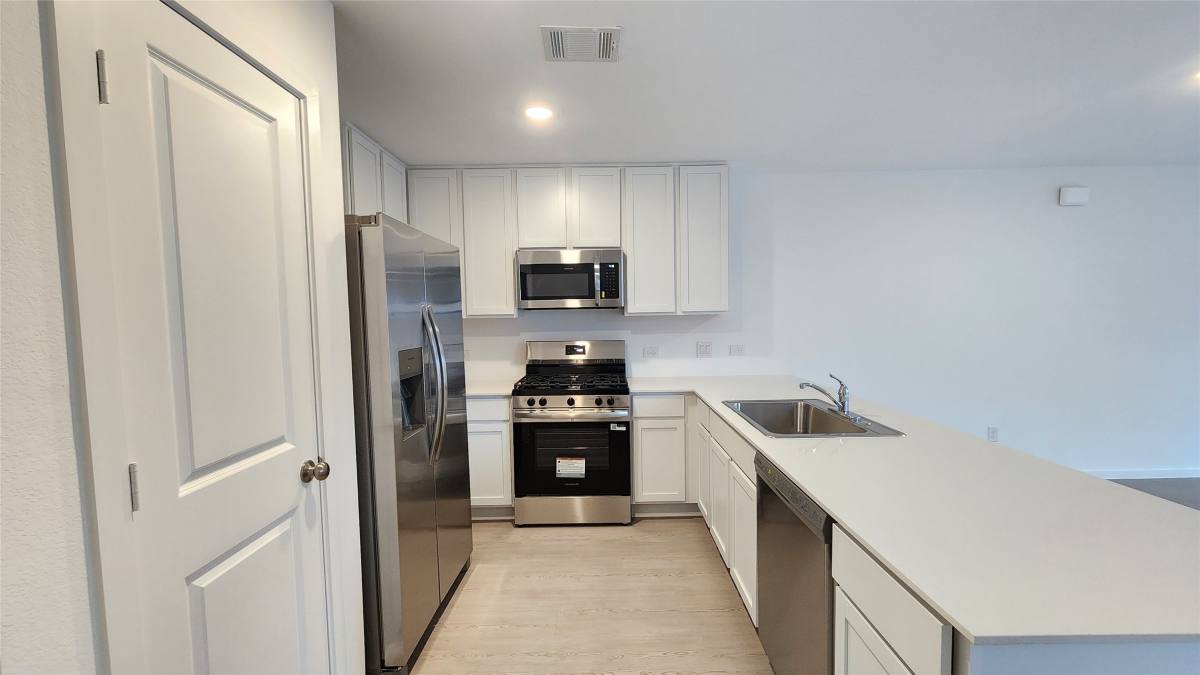 Apartment for rent at 3064 Dawn Sound Dr, Katy, TX 77493