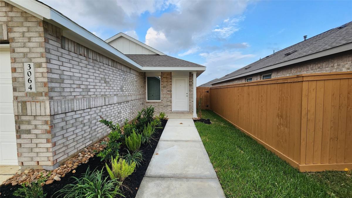 Apartment for rent at 3064 Dawn Sound Dr, Katy, TX 77493