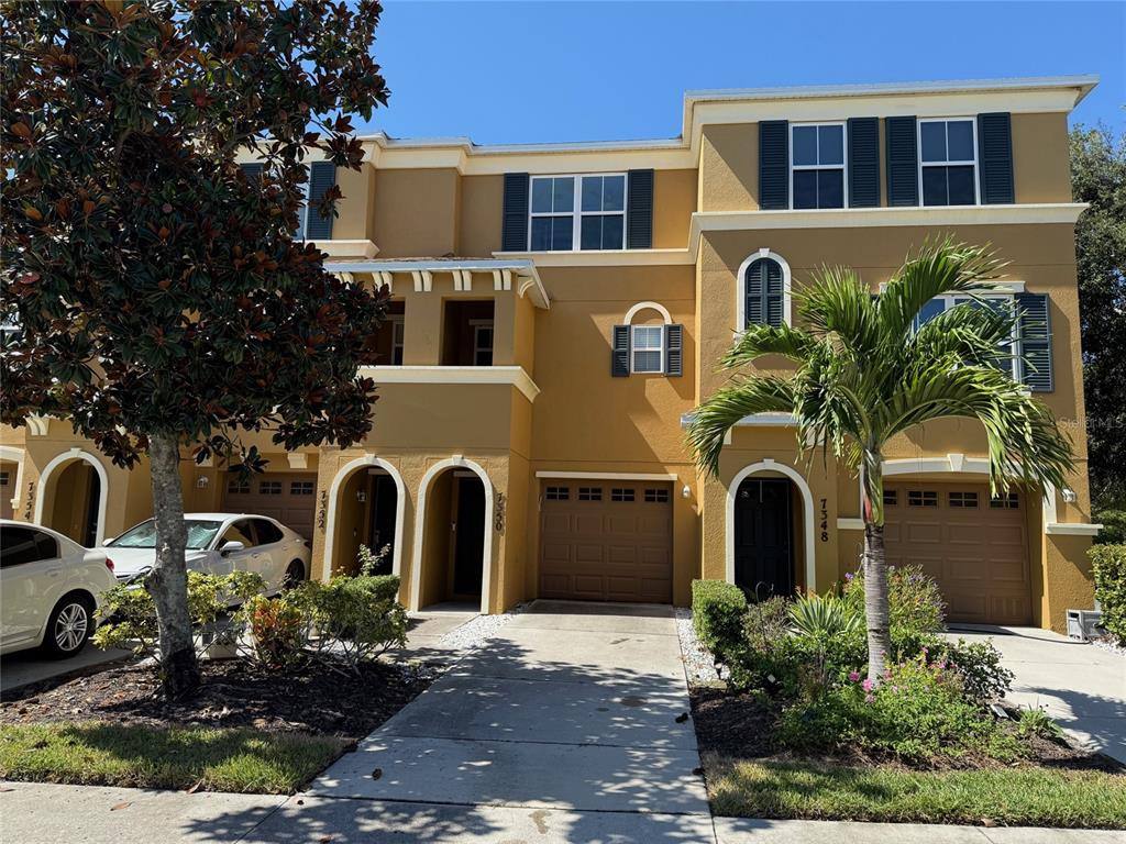 Townhouse for rent at 7350 Black Walnut Way, Bradenton, FL 34202