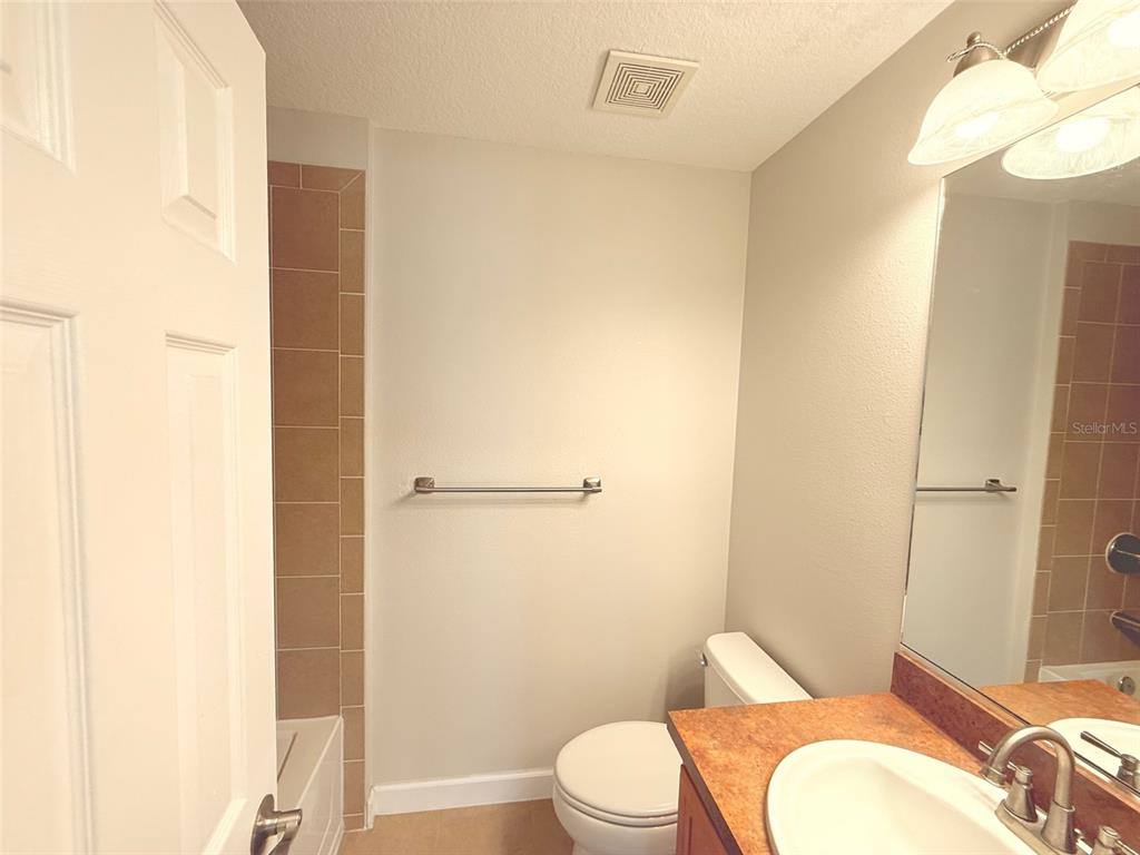 Townhouse for rent at 7350 Black Walnut Way, Bradenton, FL 34202