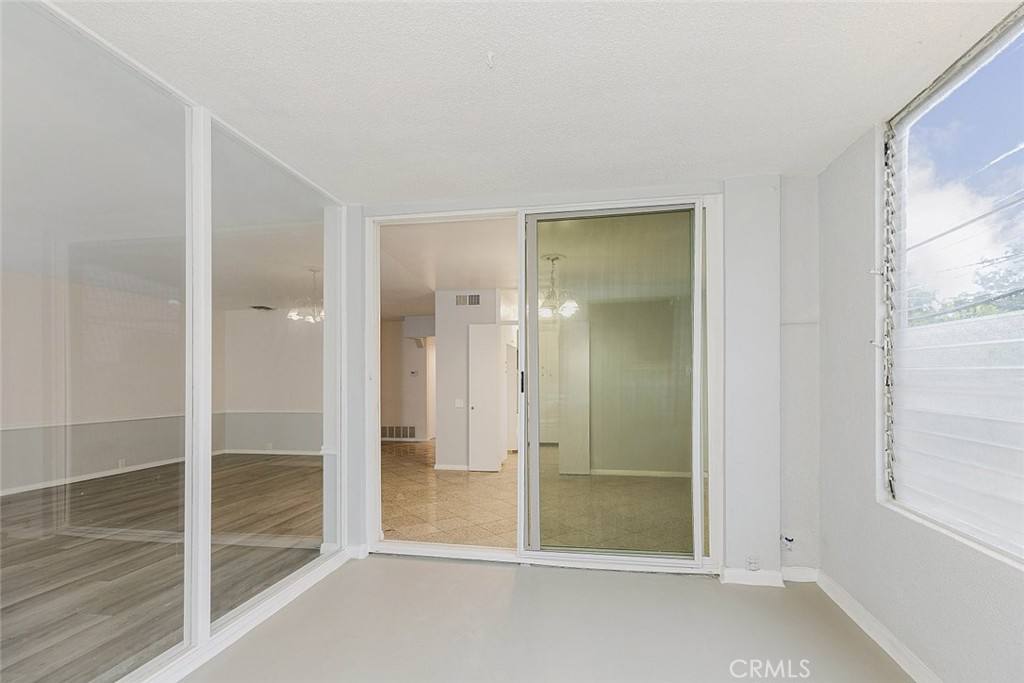 Apartment for rent at 432 S Sierra Madre Blvd #432-8, Pasadena, CA 91107