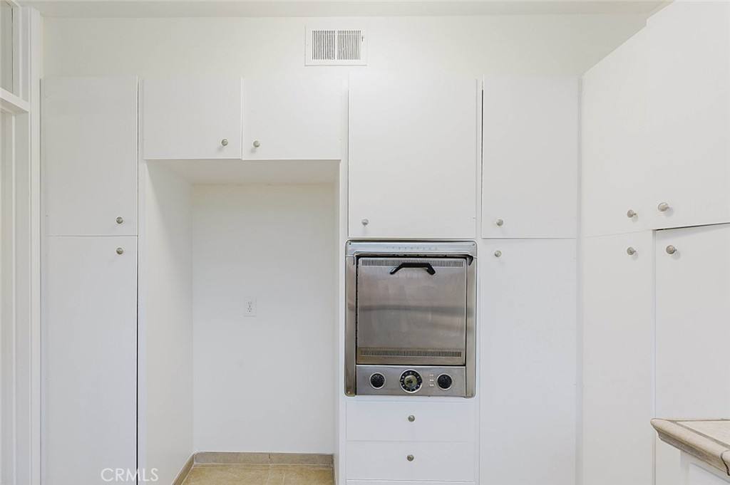 Apartment for rent at 432 S Sierra Madre Blvd #432-8, Pasadena, CA 91107