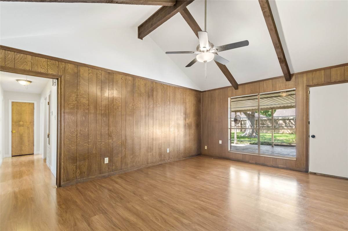 Apartment for rent at 10418 Sagemeadow Lane, Houston, TX 77089