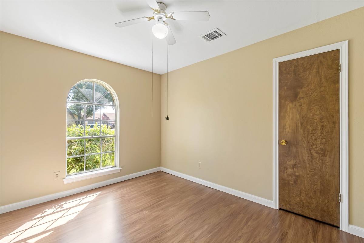 Apartment for rent at 10418 Sagemeadow Lane, Houston, TX 77089