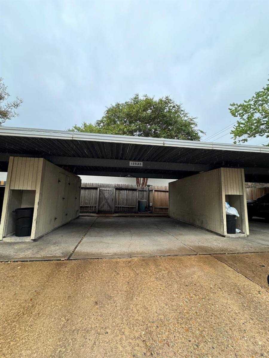 Apartment for rent at 12925 Trail Hollow Dr, Houston, TX 77079