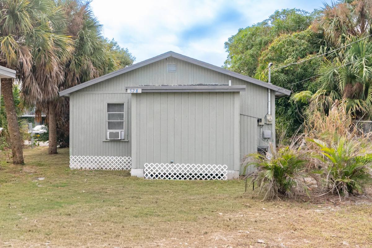 Apartment for rent at 526 22nd St #526, West Palm Beach, FL 33407