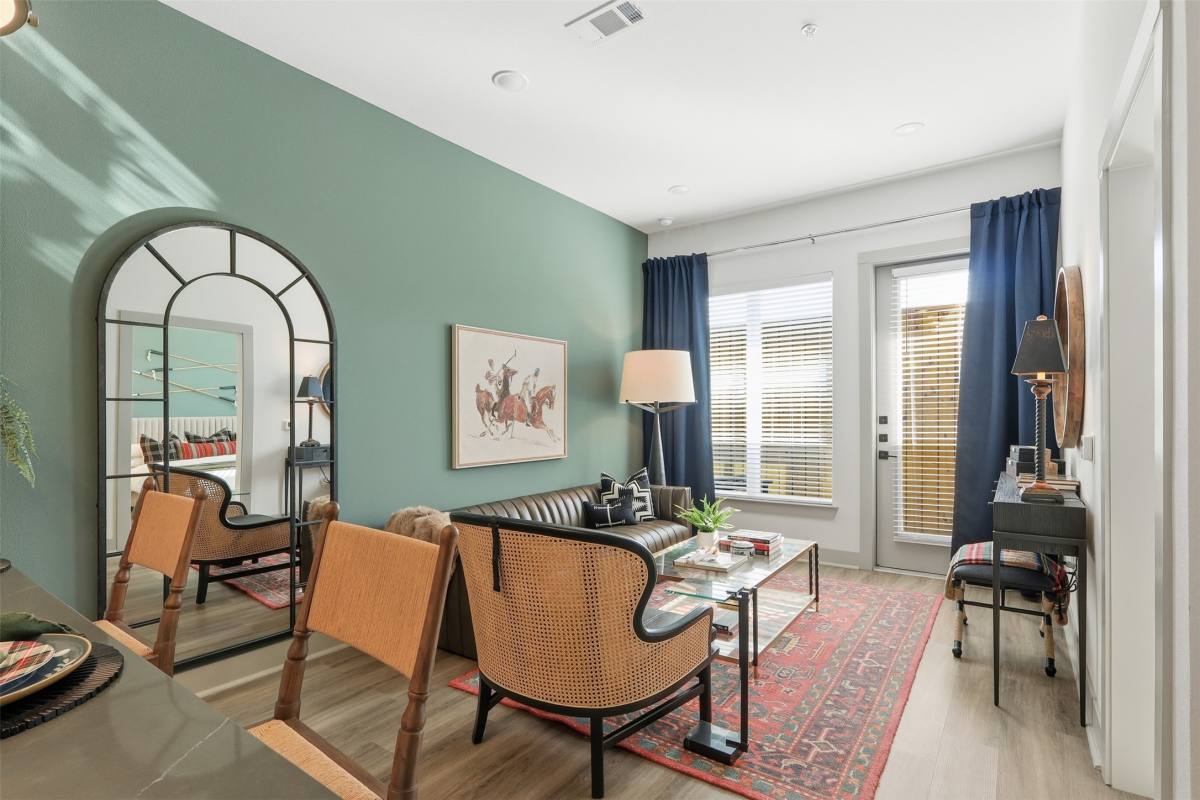 Apartment for rent at 1950 Winrock Blvd #1950A1, Houston, TX 77057